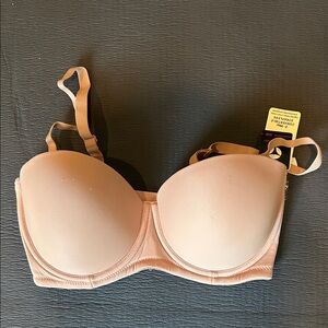 Q-T Intimates 5-way convertible bra